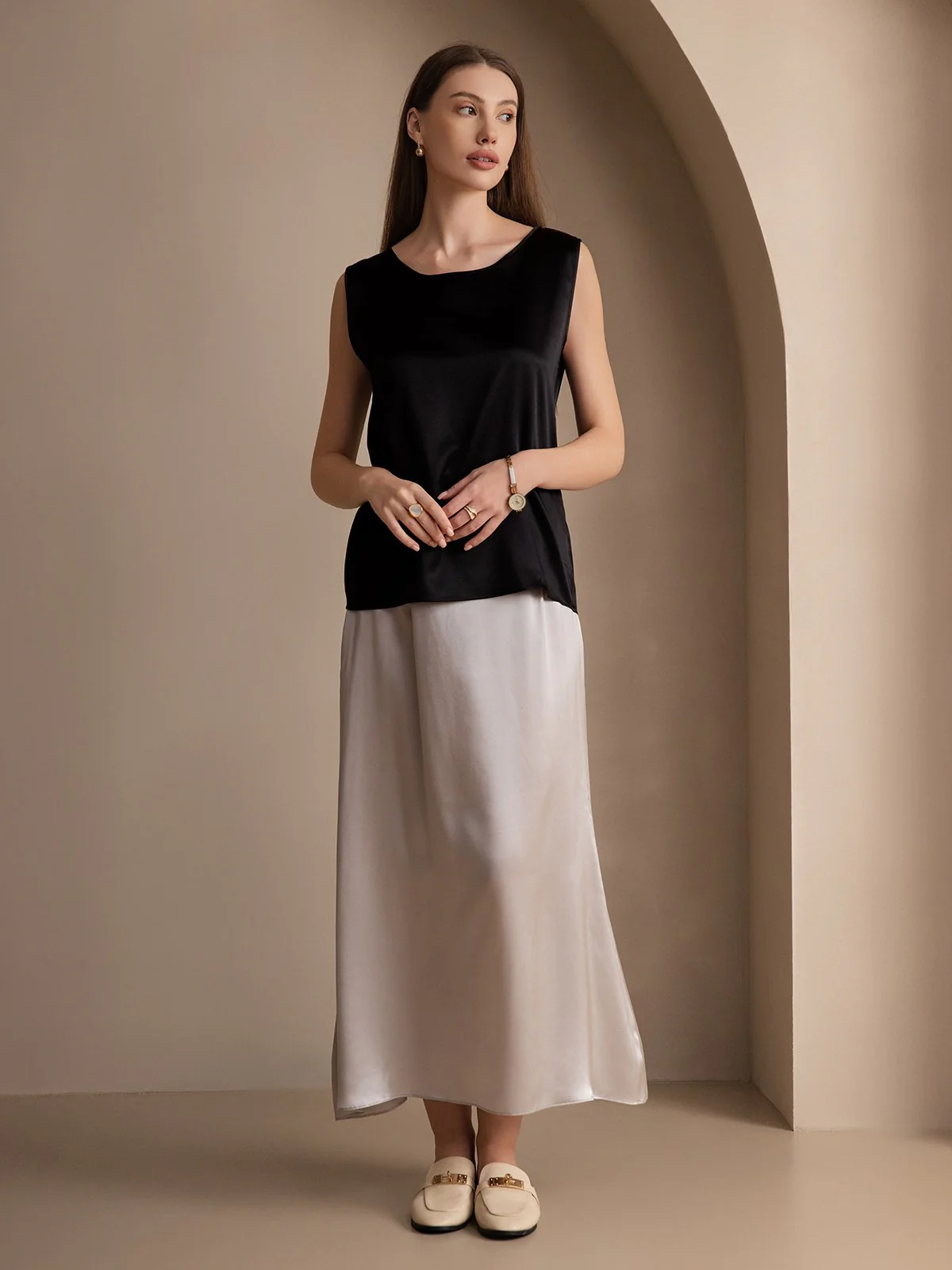 19Momme Silk Sleeveless Round Neck Women's Tank Top - Image 33
