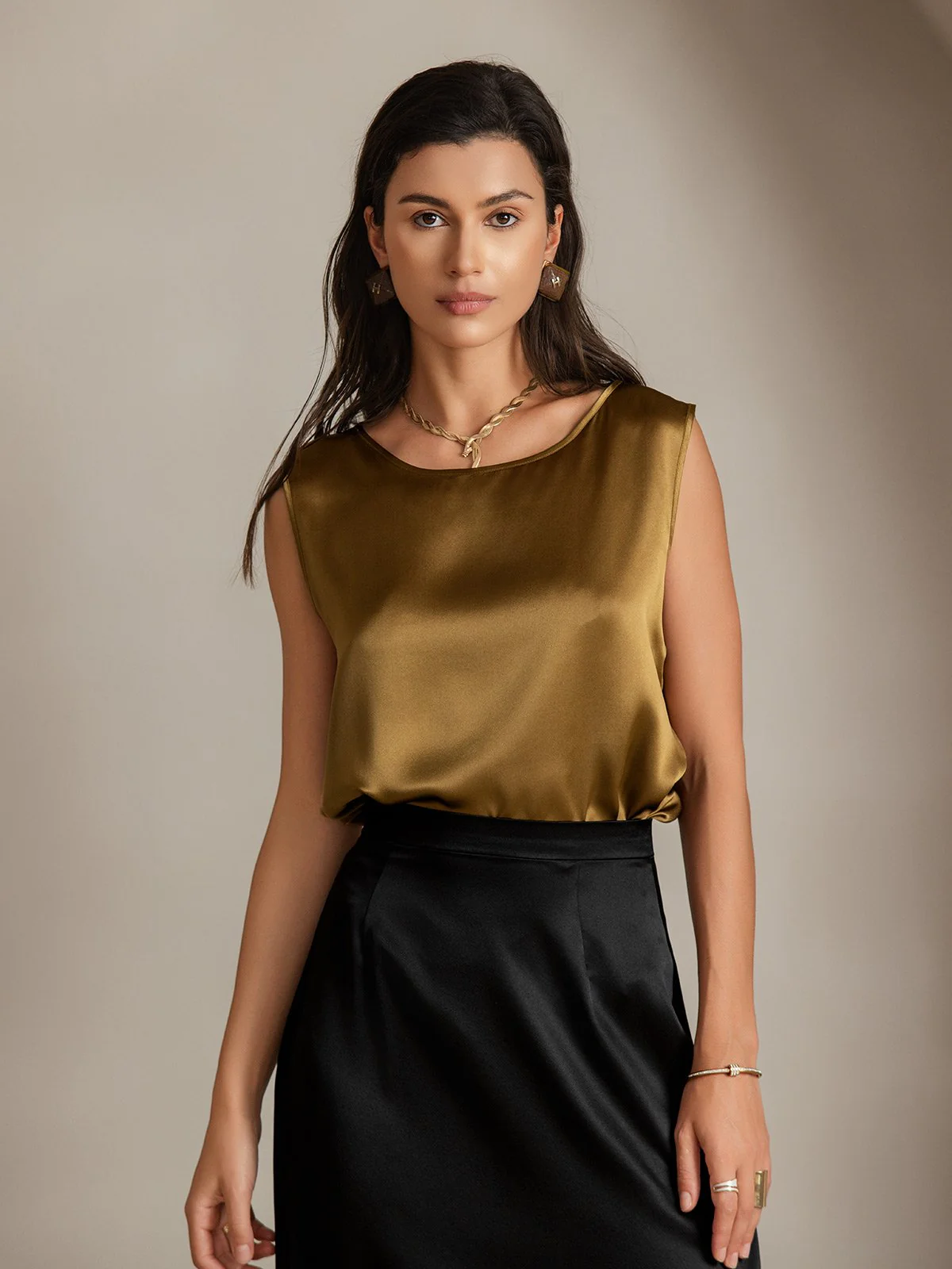 19Momme Silk Sleeveless Round Neck Women's Tank Top - Image 38