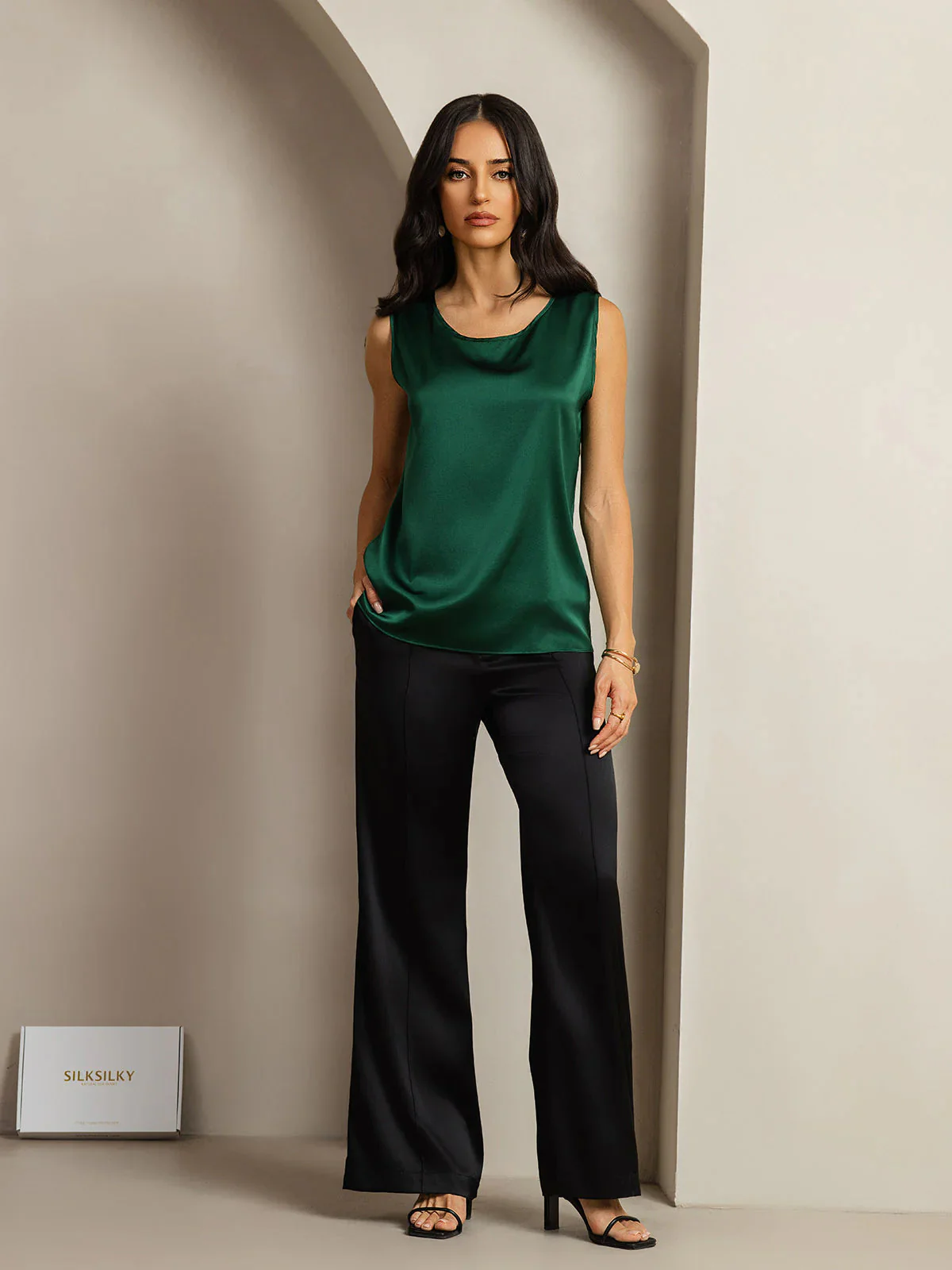 19Momme Silk Sleeveless Round Neck Women's Tank Top - Image 62