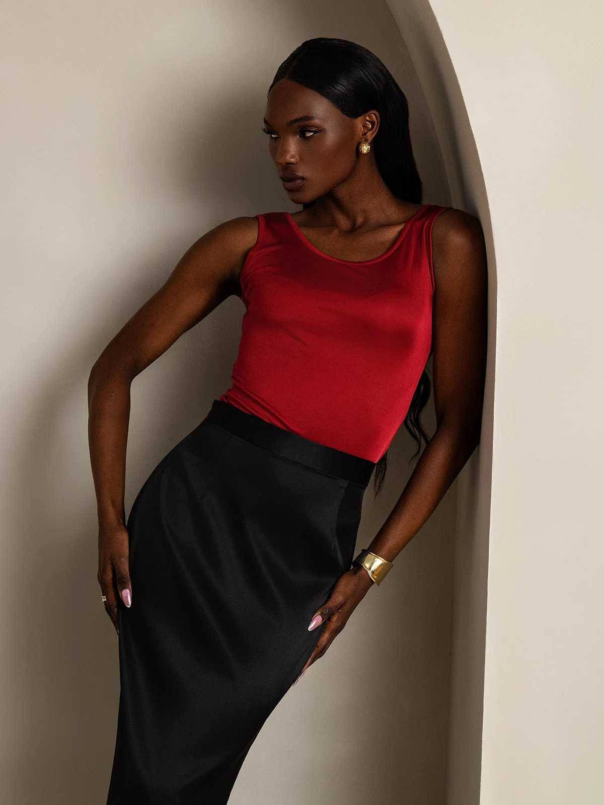 Pure Silk Sleeveless Round Neck Women's Tank Top - Image 39