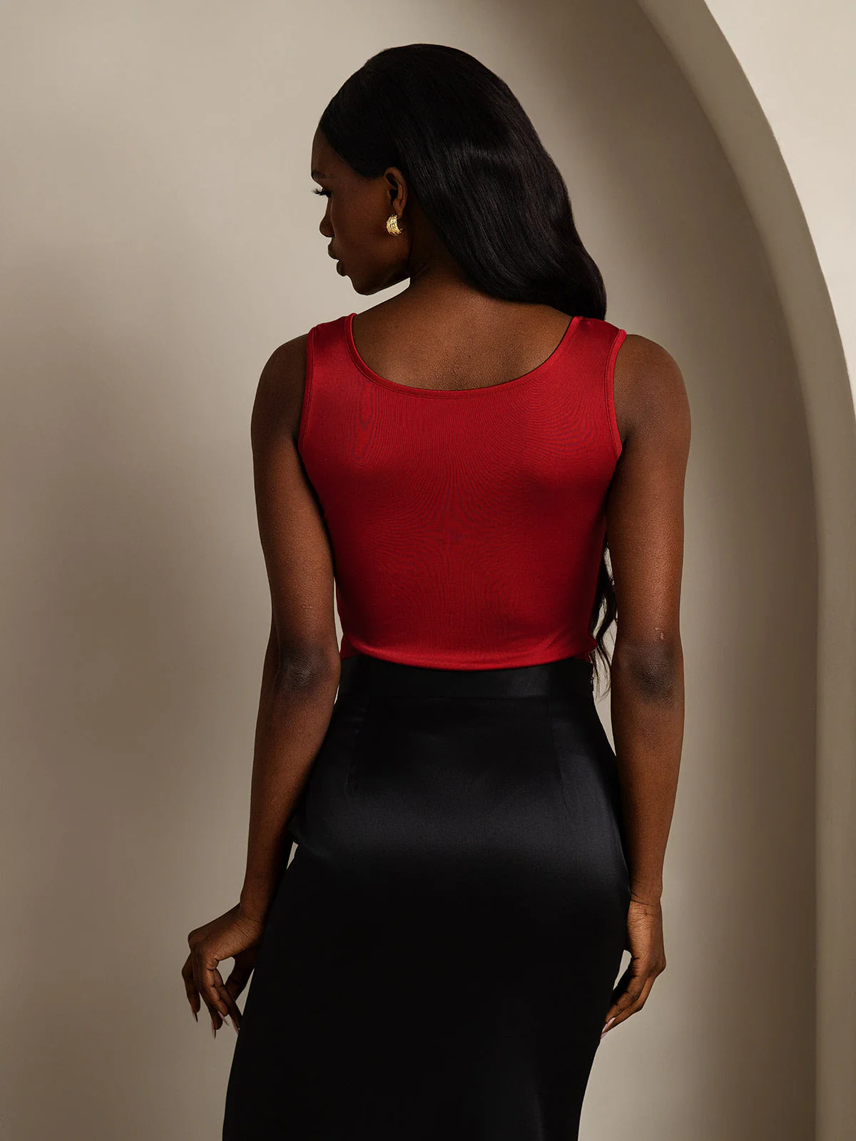 Pure Silk Sleeveless Round Neck Women's Tank Top - Image 40
