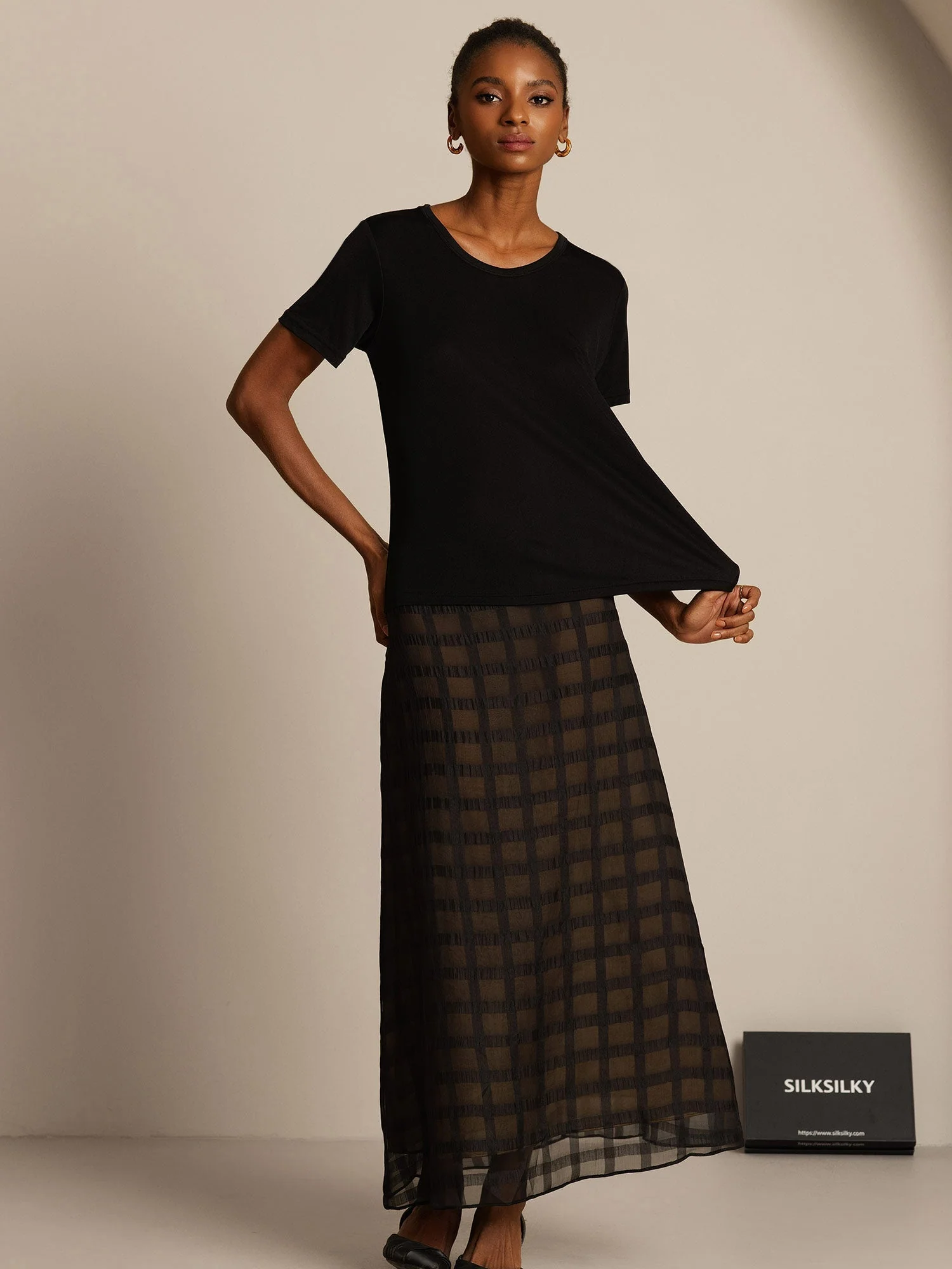 Women's Pure Silk Jersey Short Sleeve Round Neck T-Shirt - Image 15