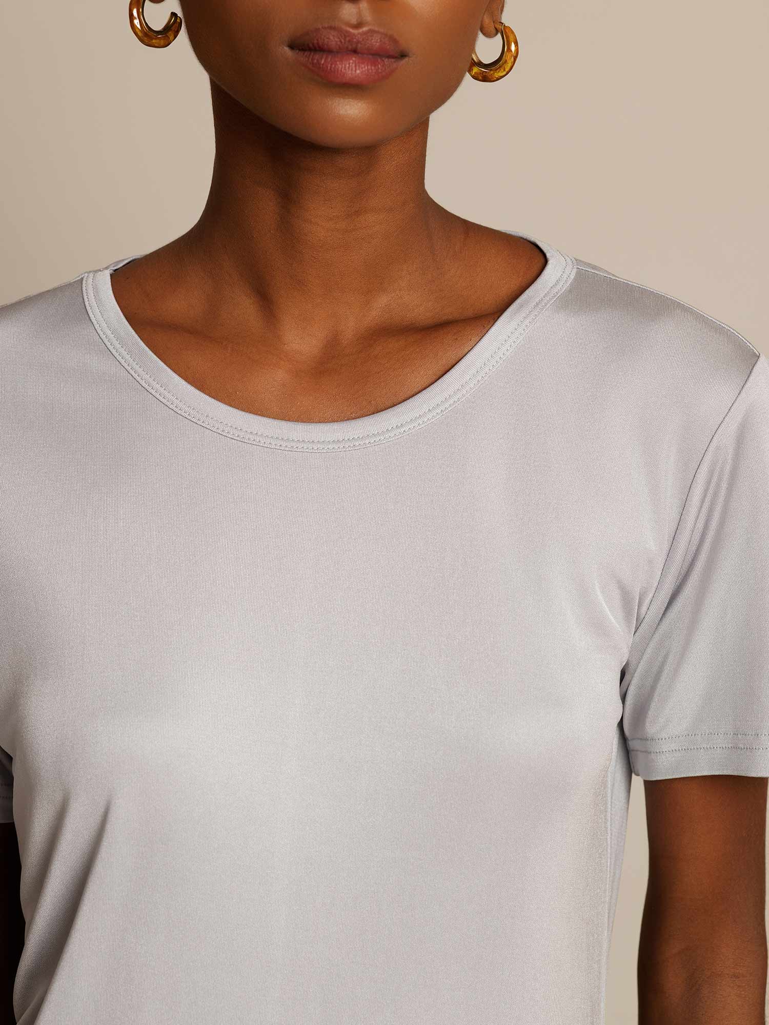 Women's Pure Silk Jersey Short Sleeve Round Neck T-Shirt - Image 19