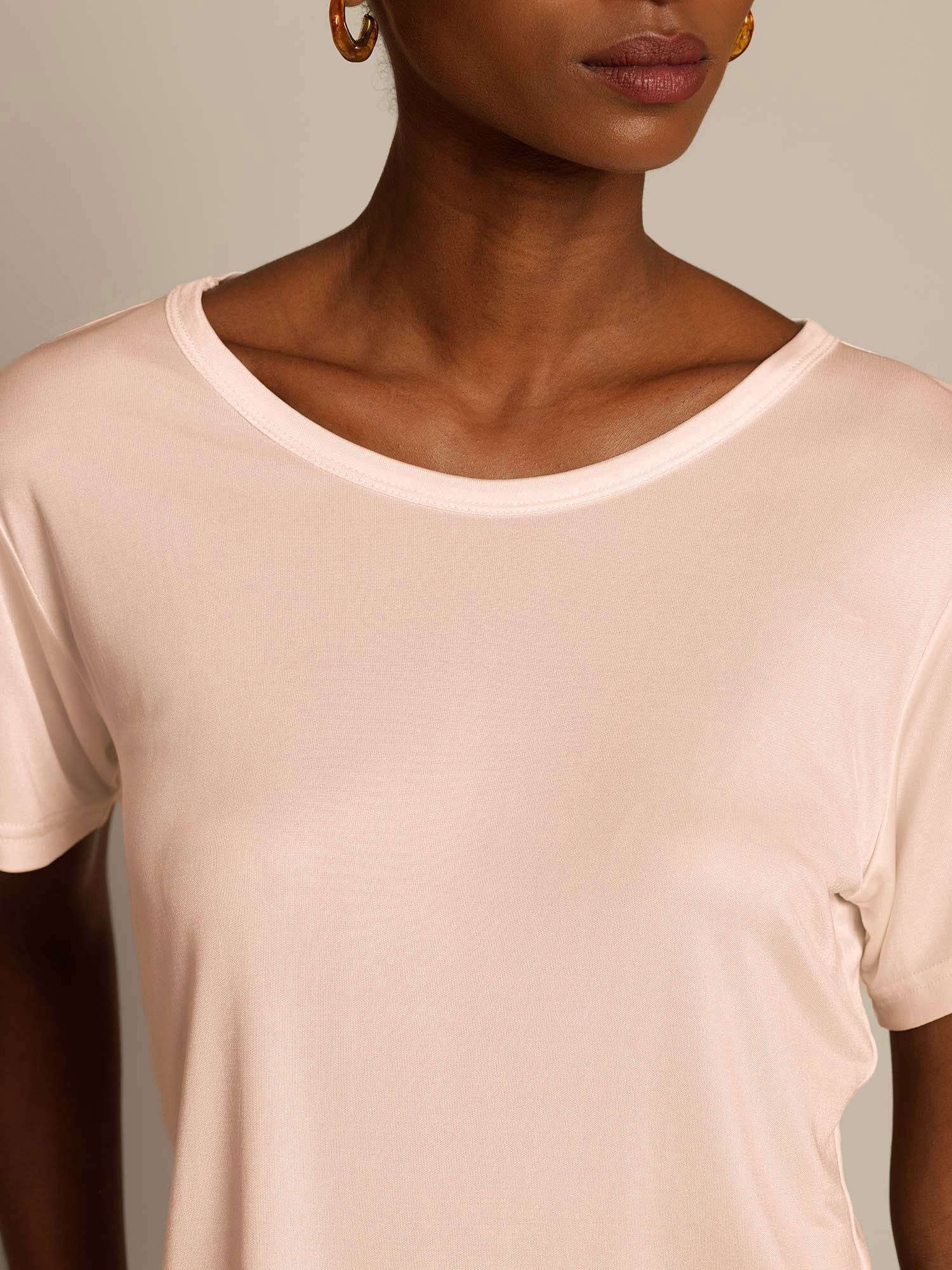 Women's Pure Silk Jersey Short Sleeve Round Neck T-Shirt - Image 39