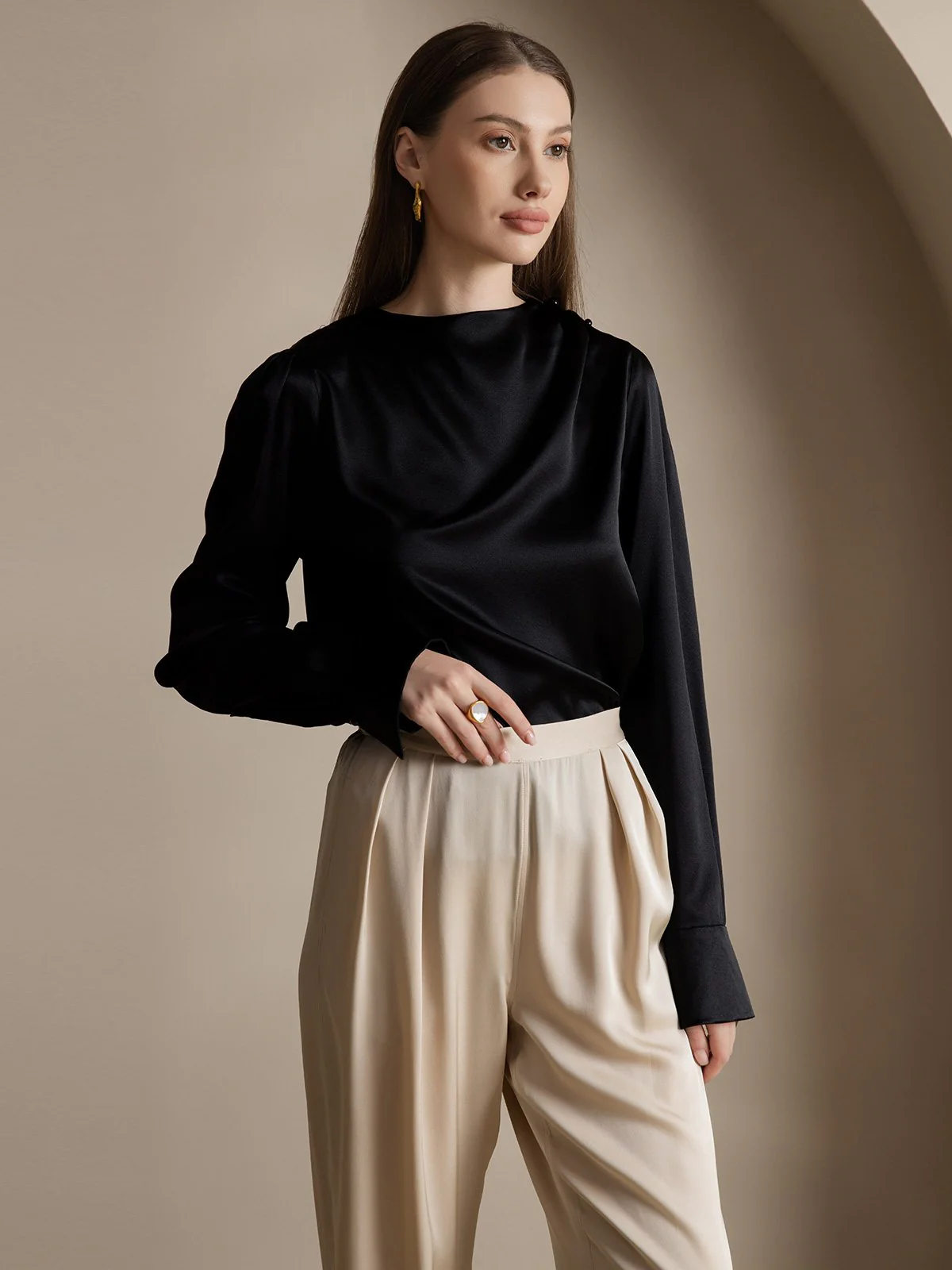 Clearance(US Warehouse) - Women's 22Momme Silk High Waist Wide Leg Tapered Pleated Cropped Pants - Image 4