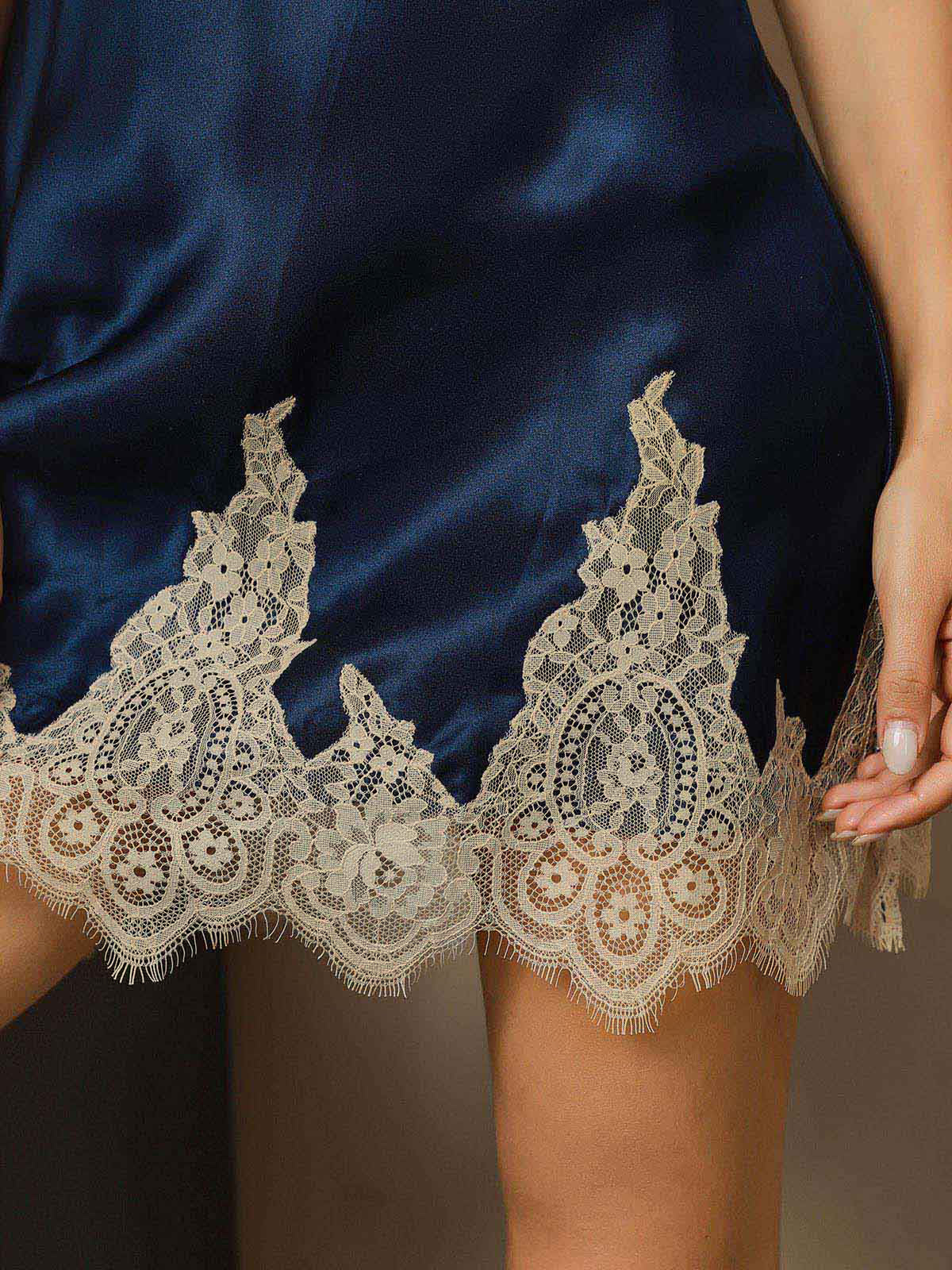 Pure Silk Spaghetti strap V-neck Short Nightgown - Image 5