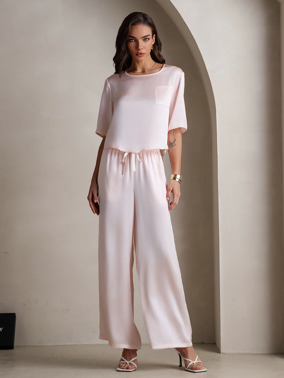 Women's Pure Silk Half Sleeve Round Neck Pajamas Set - Image 19