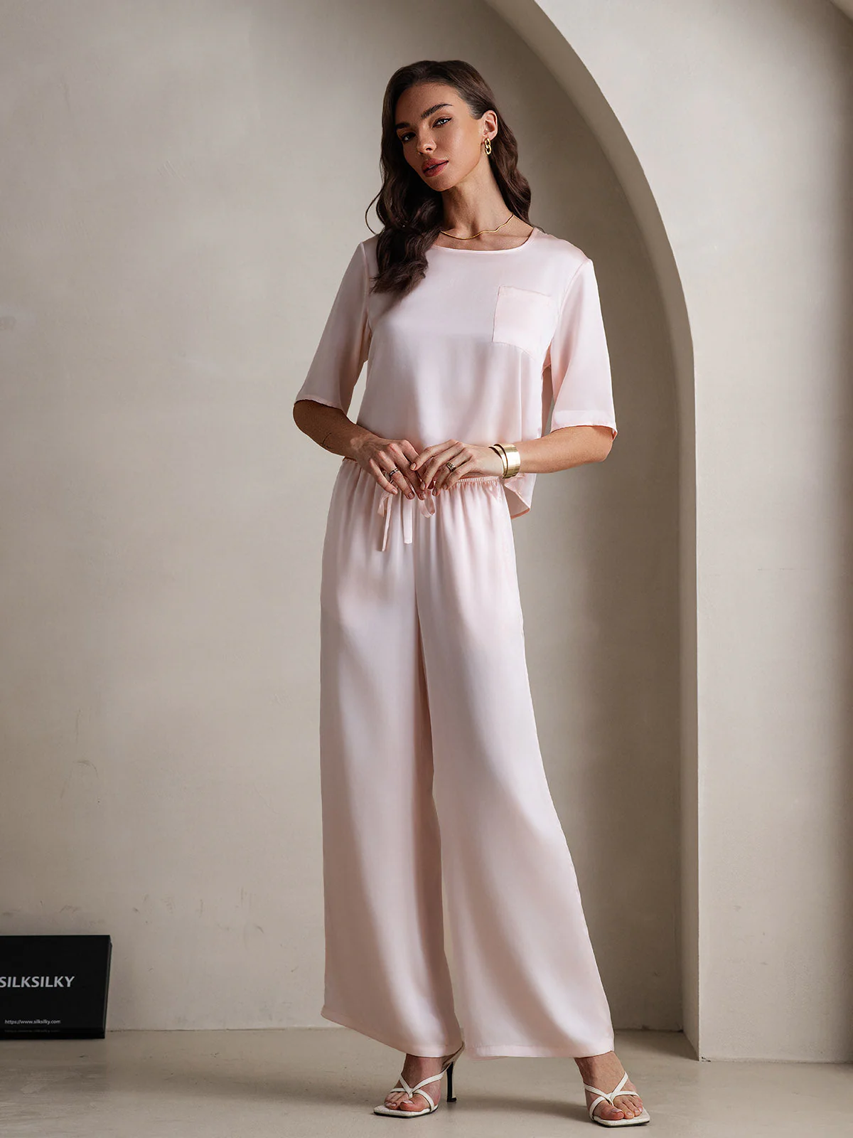 Women's Pure Silk Half Sleeve Round Neck Pajamas Set - Image 23