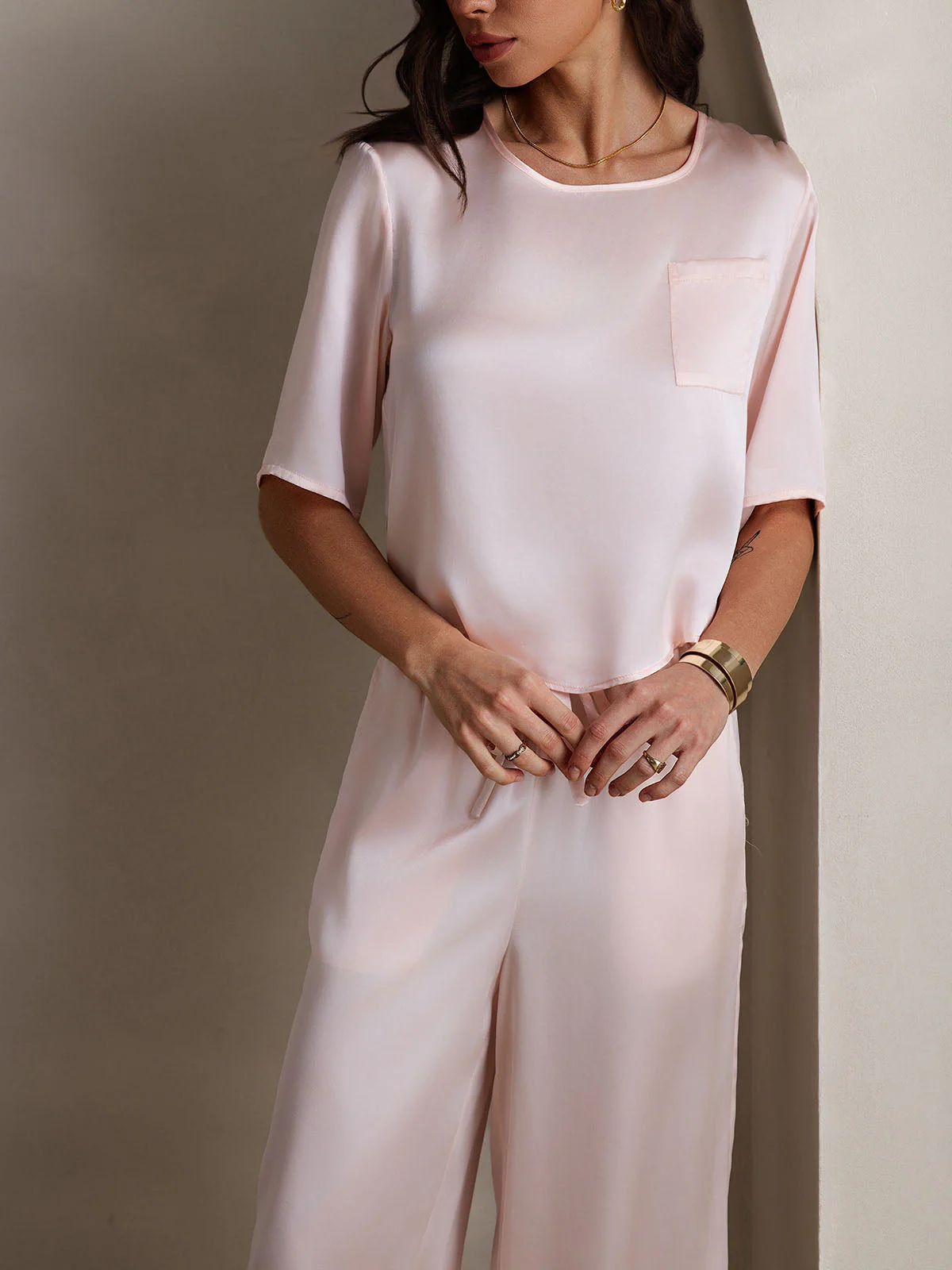 Women's Pure Silk Half Sleeve Round Neck Pajamas Set - Image 25