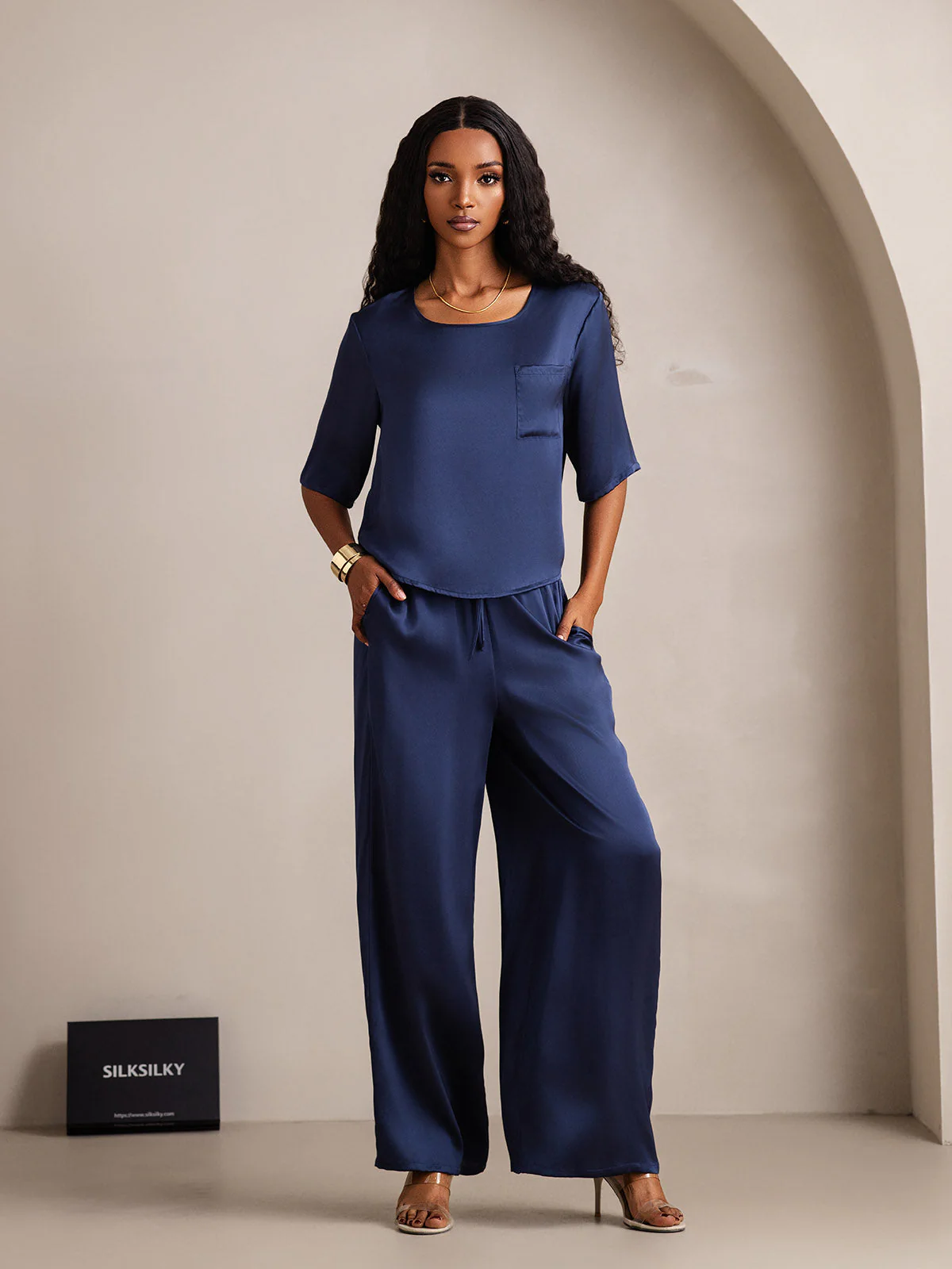 Women's Pure Silk Half Sleeve Round Neck Pajamas Set - Image 27