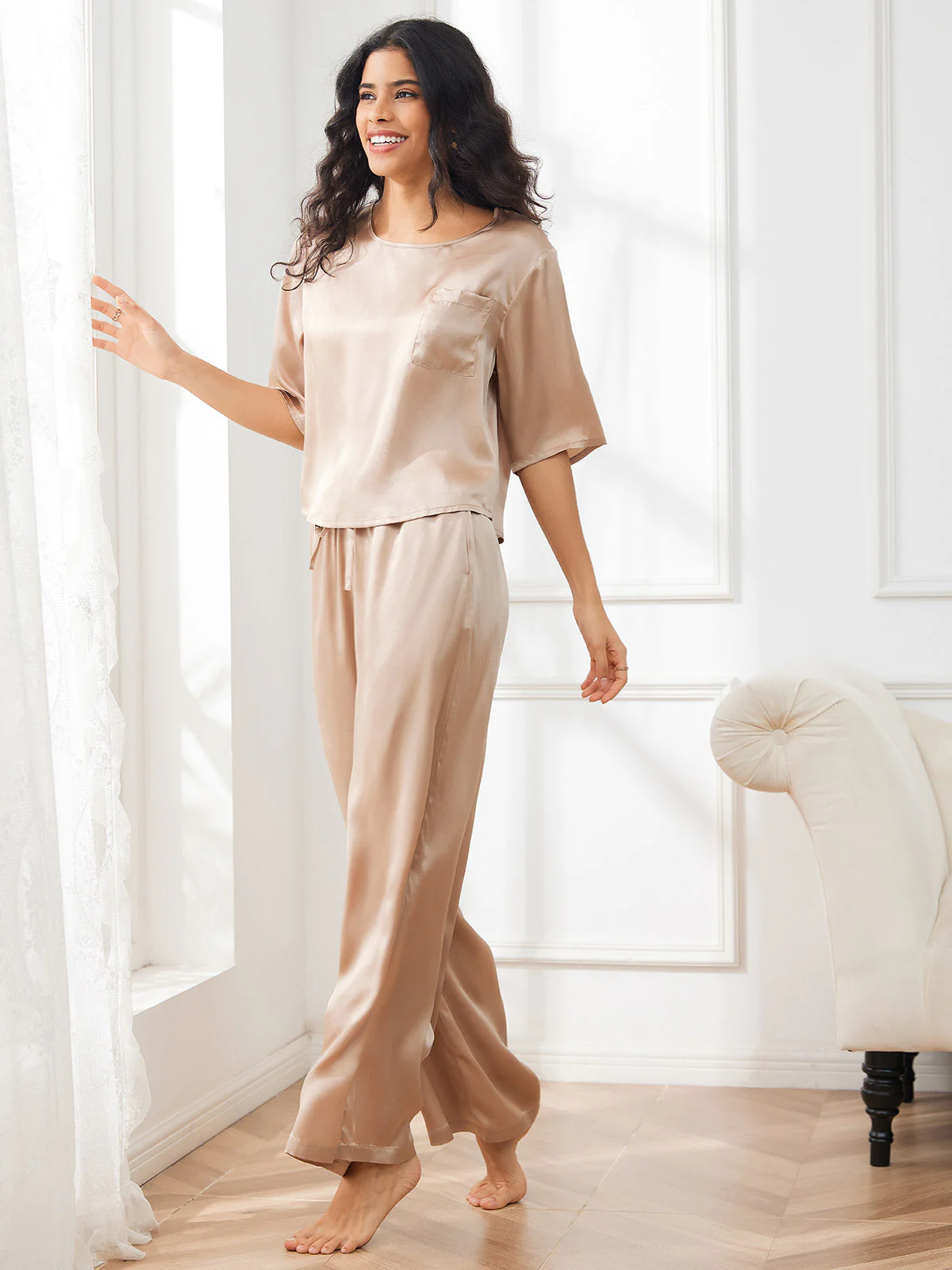 Women's Pure Silk Half Sleeve Round Neck Pajamas Set - Image 4