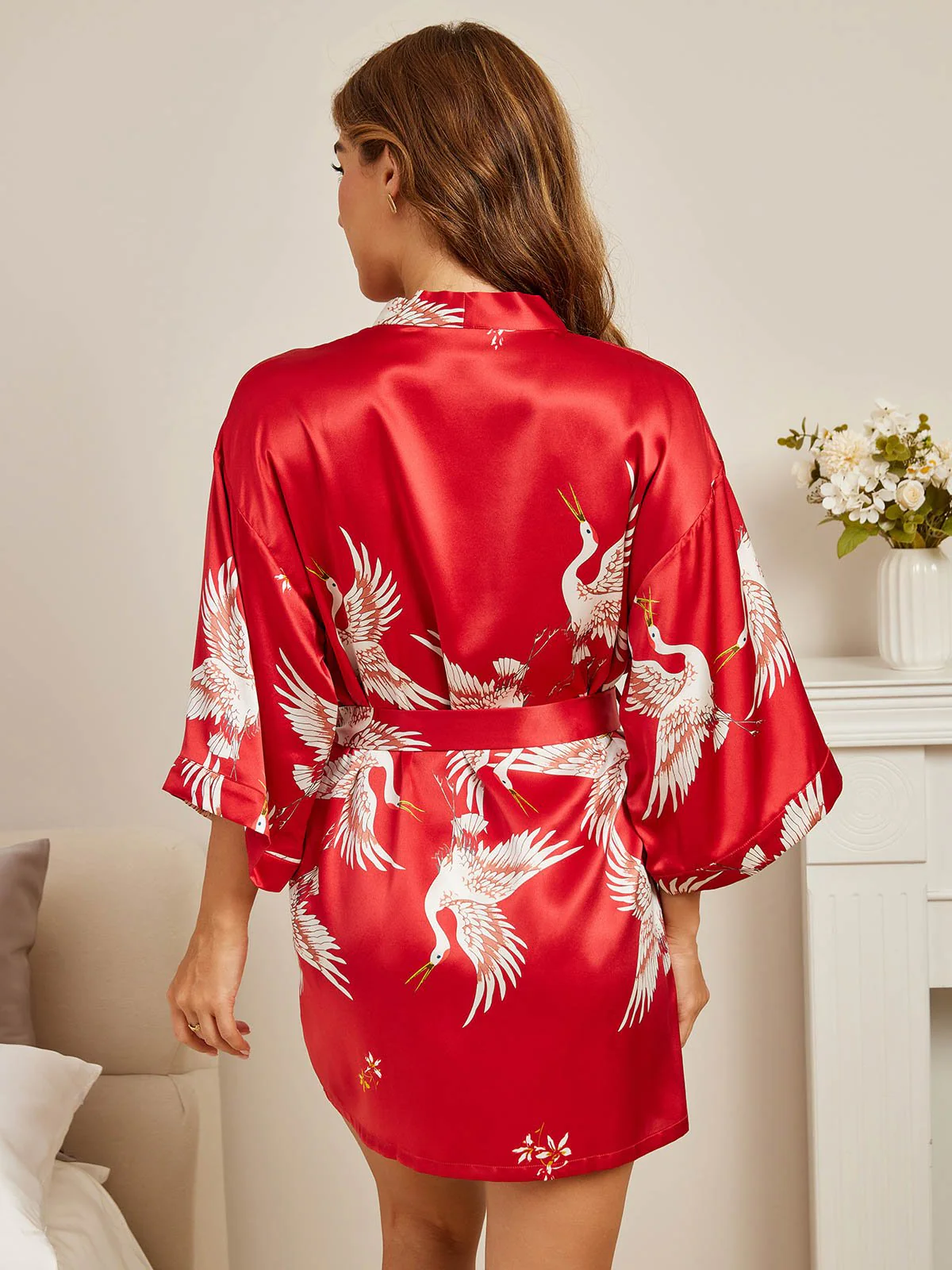 19Momme Women's Pure Silk Crane Print 3/4 Sleeve Short Kimono Robe - Image 2