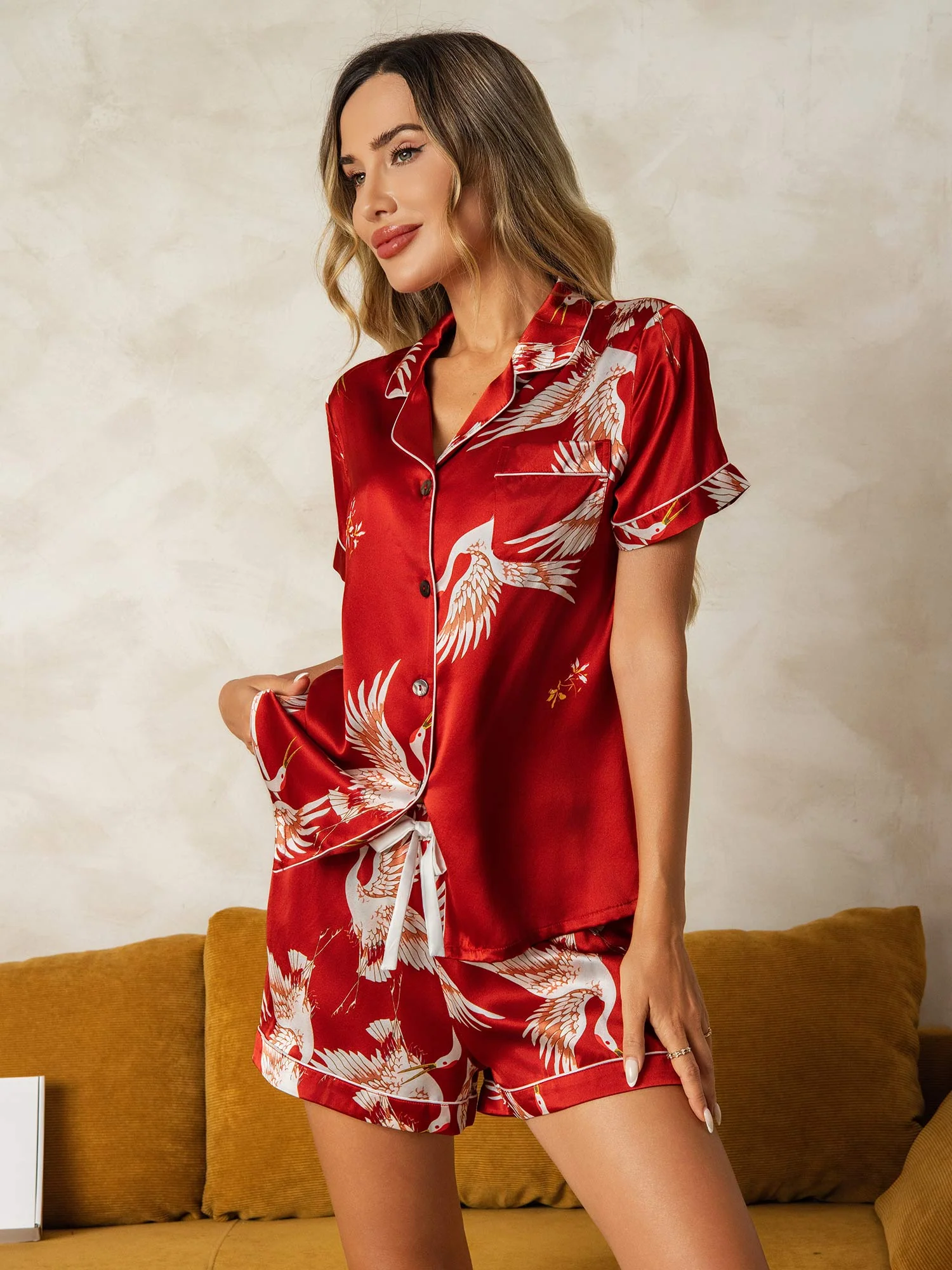 19Momme Women's Pure Silk Crane Print Short Sleeve Pajamas Set - Image 7