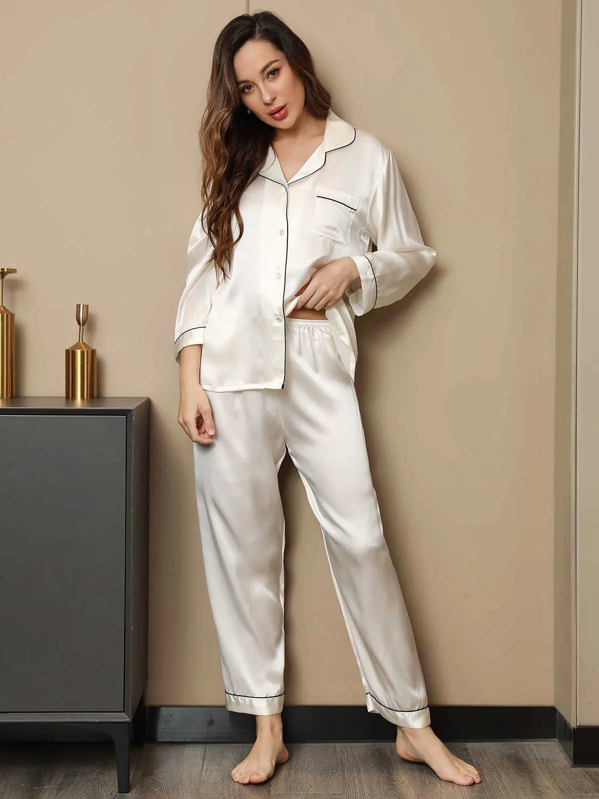 Pure Silk Notch Collar Button Up Women's Pajamas Set - Image 18