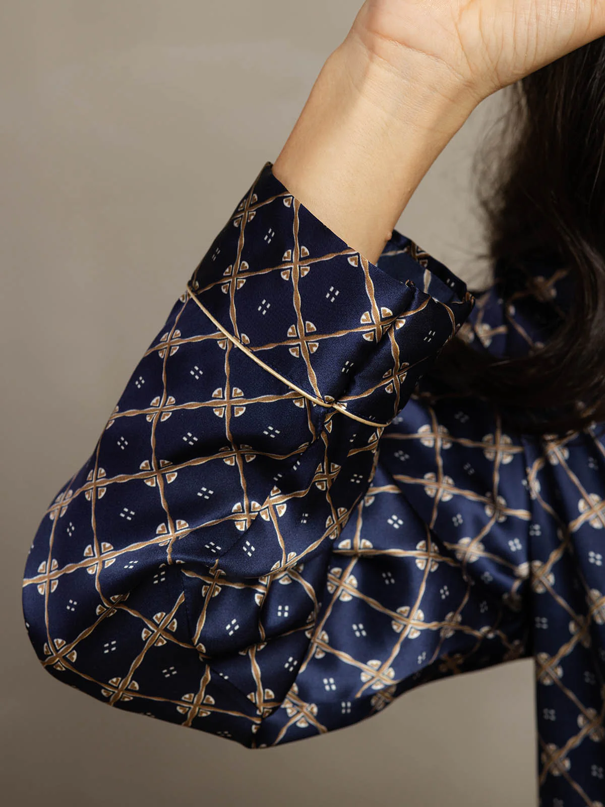 Pure Silk Navy Chain Print Long Sleeve Notch Collar Women's Pajamas Set - Image 7