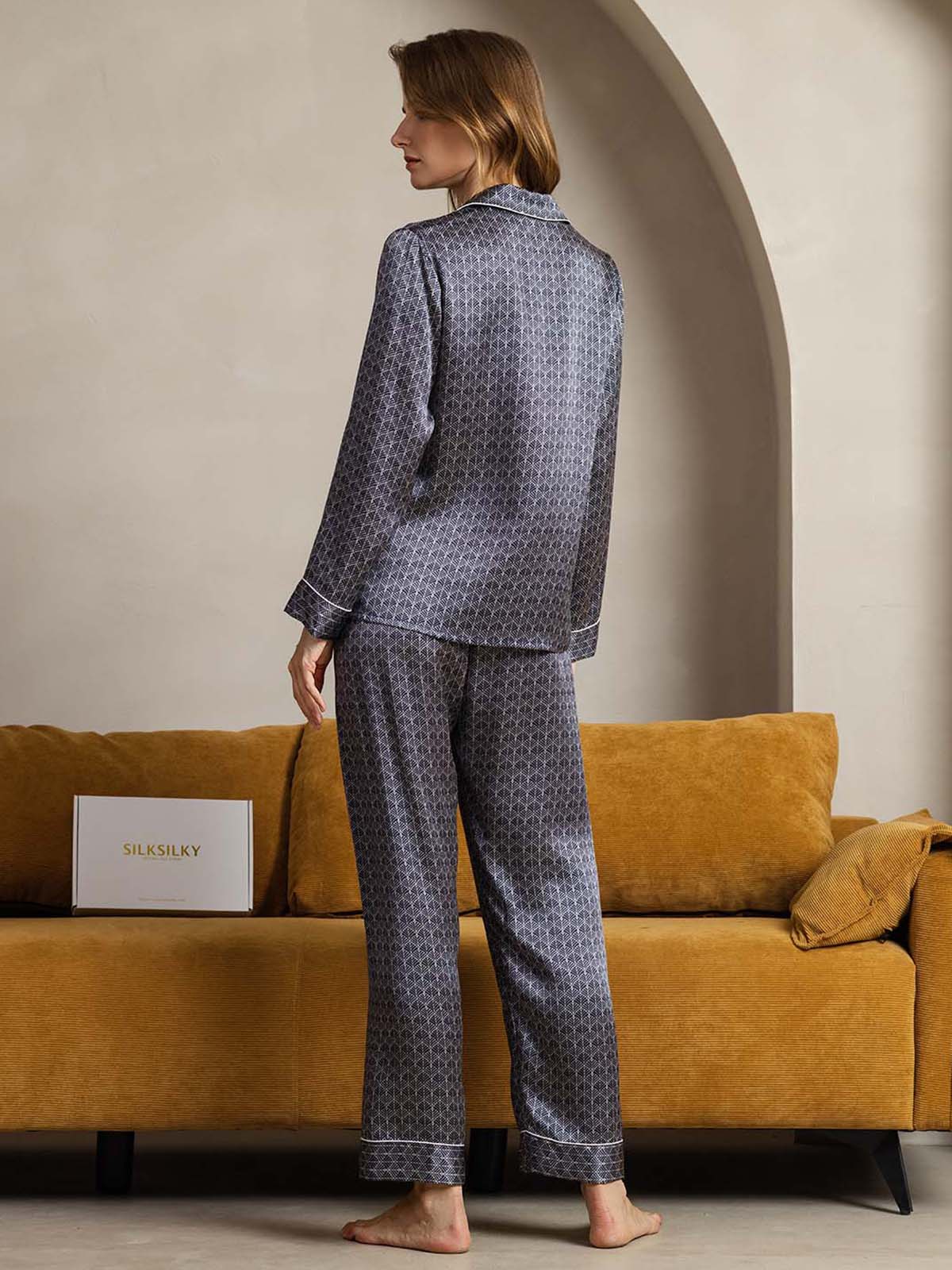 Women's Pure Silk Navy Ginkgo Print Long Sleeve Notch Collar Pajamas Set - Image 2
