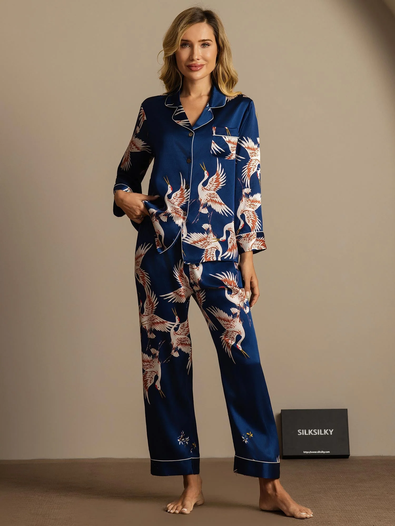 19Momme Pure Silk Crane Print Women's Long Sleeve Notch Collar Pajamas Set - Image 18